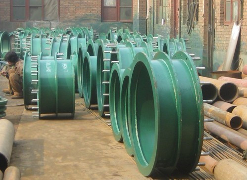 浙江省寧波市江北區(qū)大口徑人防套管發(fā)貨現(xiàn)場(chǎng)